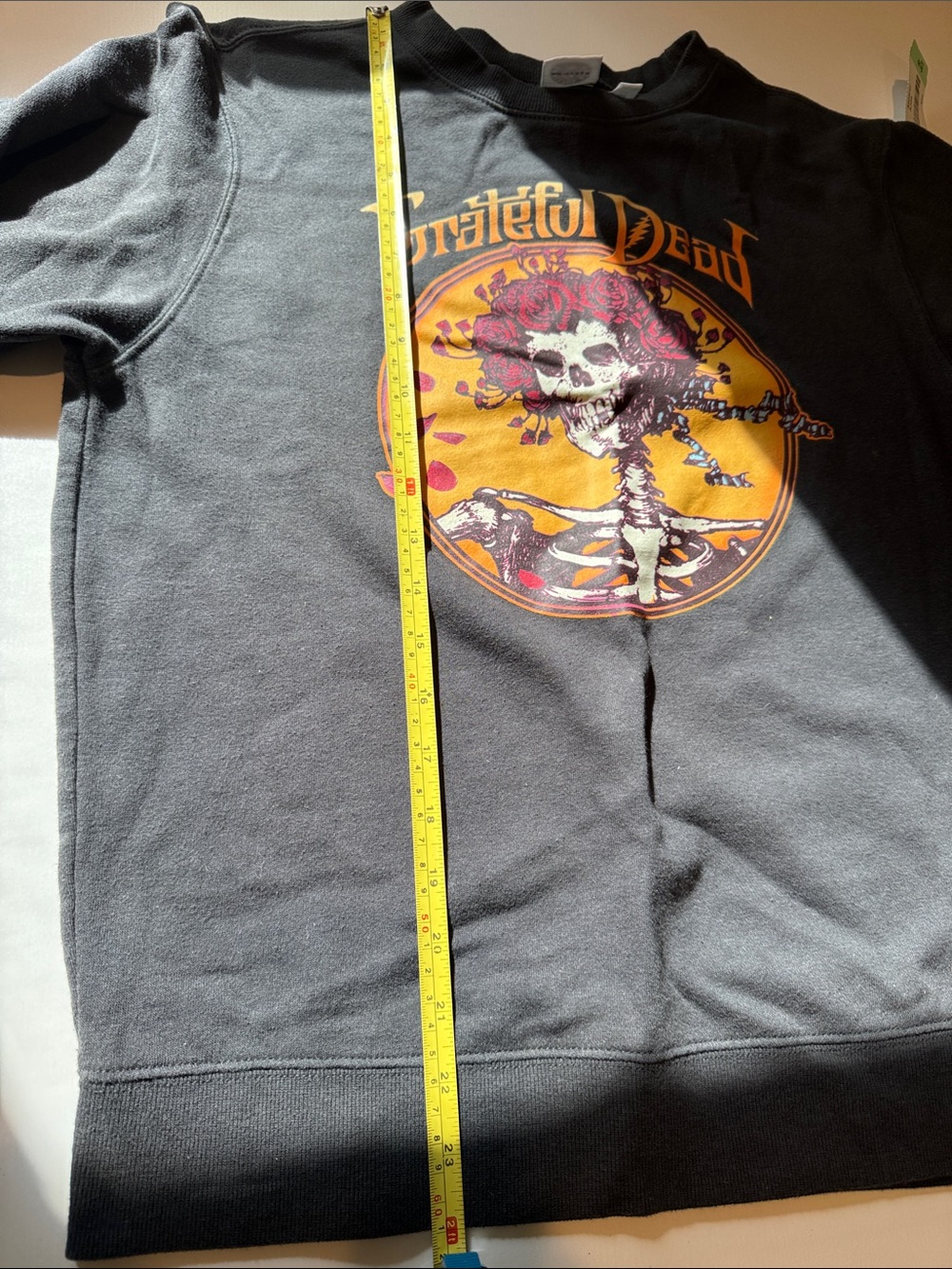 Grateful Dead dark gray Crewneck with Red & Blue Steal Your Face Tag small - Picture 4 of 4
